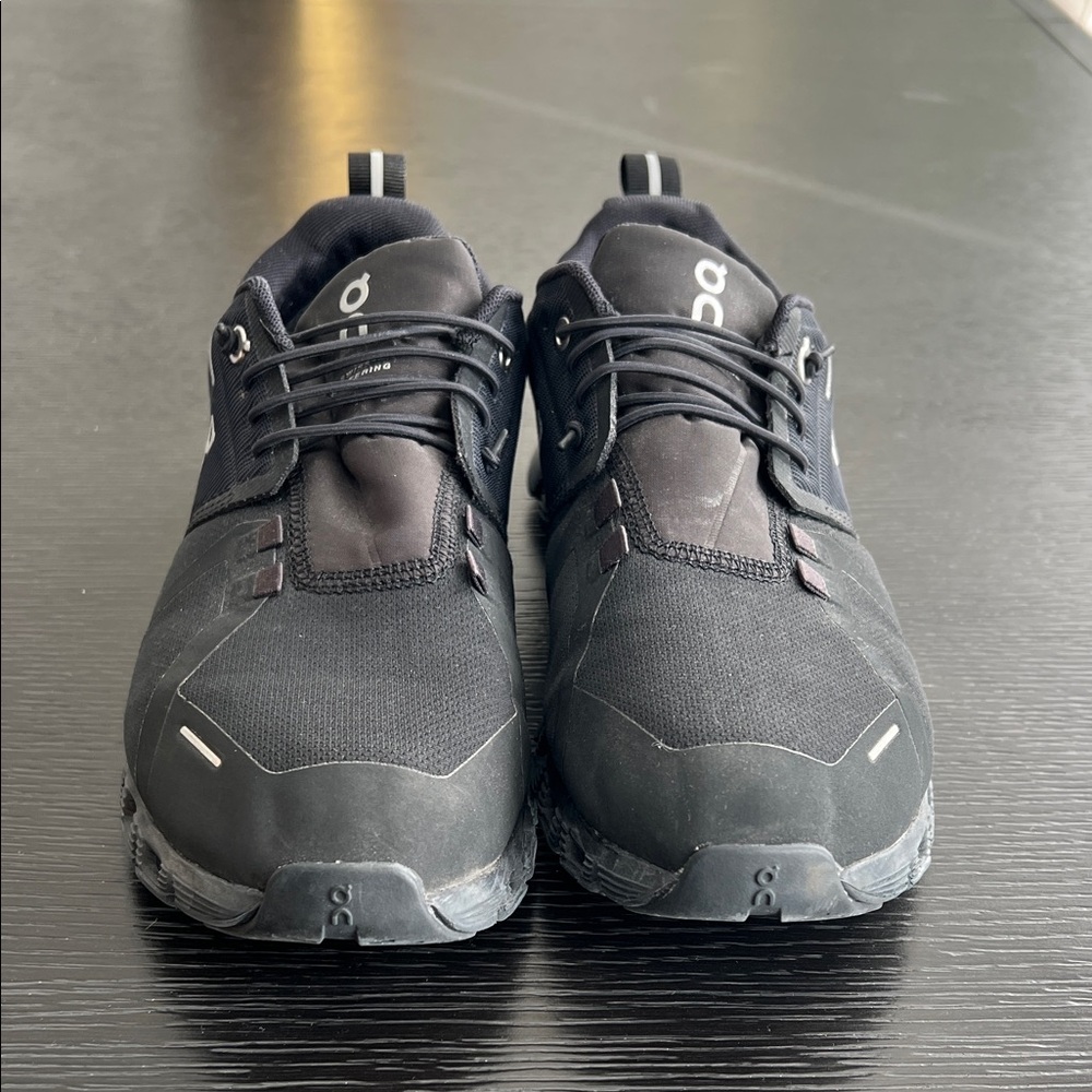 On Running Women’s Black Athletic Shoes